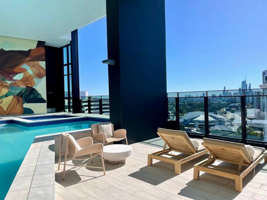 Brand New Luxury Oceanview 2beds 40f * Gold Coast