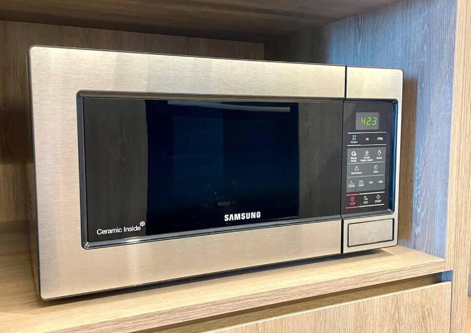 Brand New Luxury Oceanview 2beds 40f *