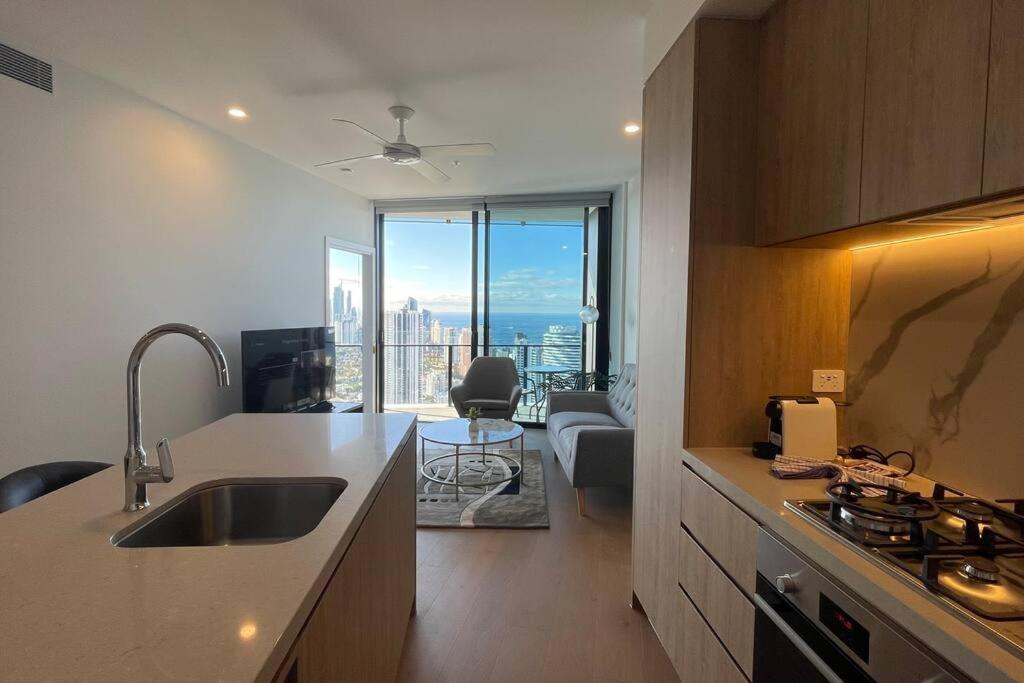 Brand New Luxury Oceanview 2beds 40f *